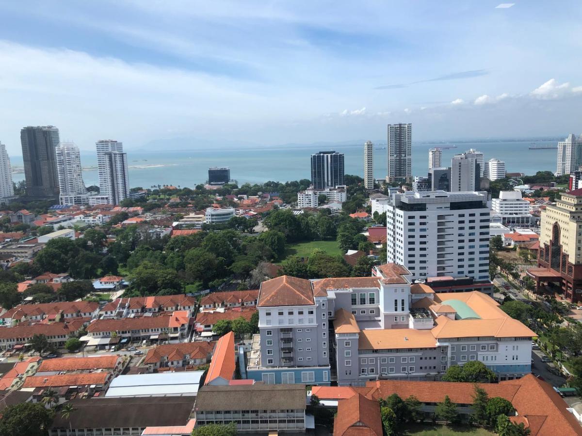 Tropicana 218 Macalister Netflix Unit By Blue Sky Holidays George Town Exteriör bild
