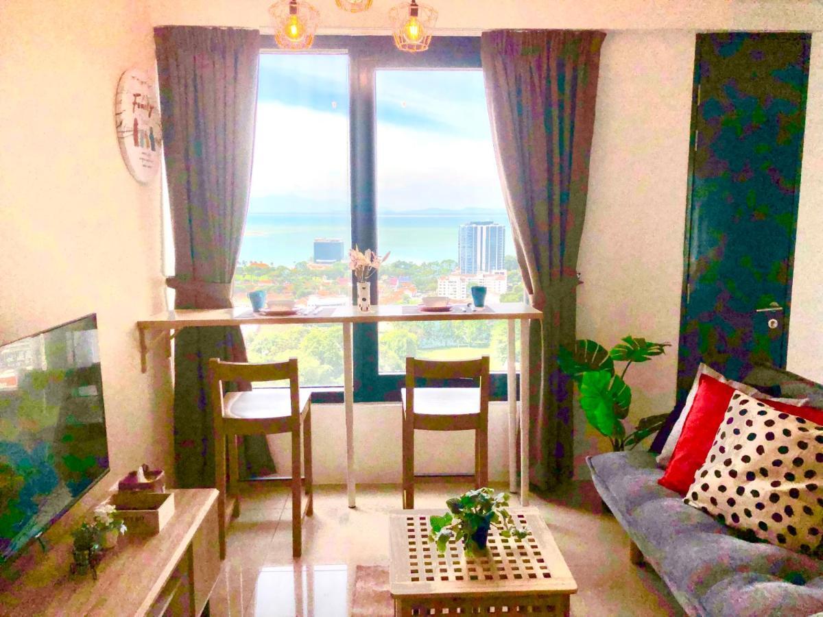 Tropicana 218 Macalister Netflix Unit By Blue Sky Holidays George Town Exteriör bild