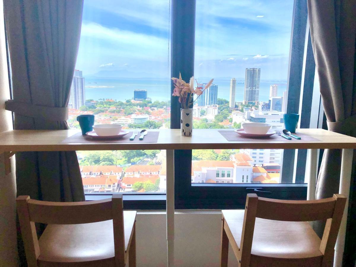 Tropicana 218 Macalister Netflix Unit By Blue Sky Holidays George Town Exteriör bild