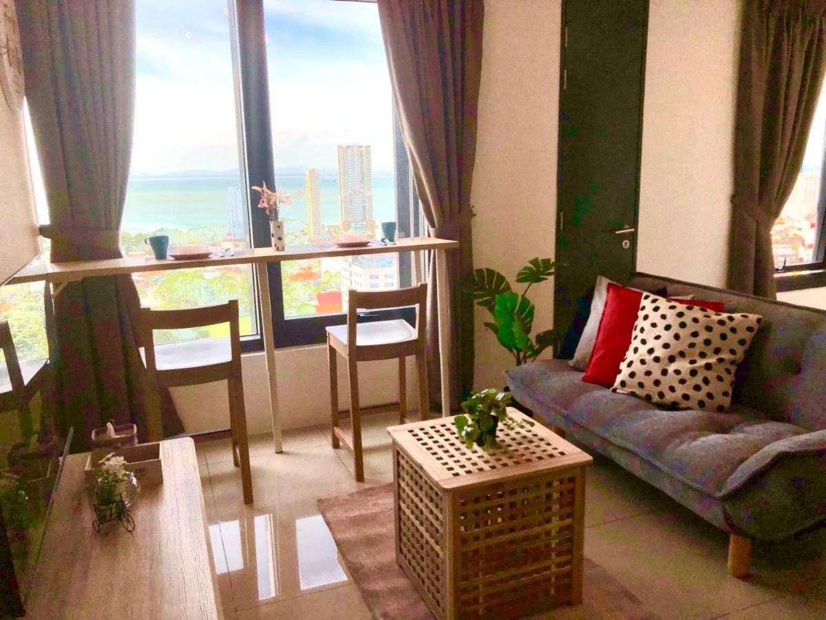 Tropicana 218 Macalister Netflix Unit By Blue Sky Holidays George Town Exteriör bild