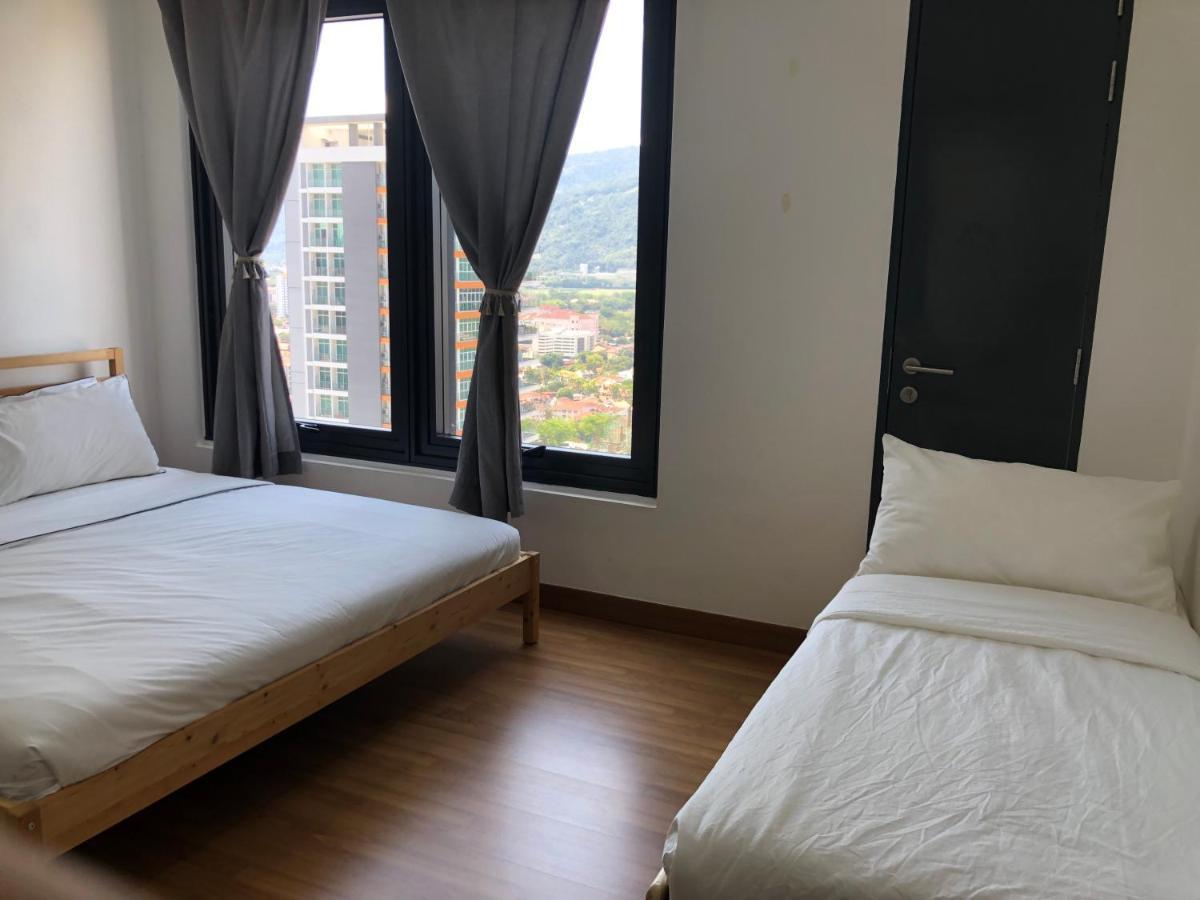 Tropicana 218 Macalister Netflix Unit By Blue Sky Holidays George Town Exteriör bild