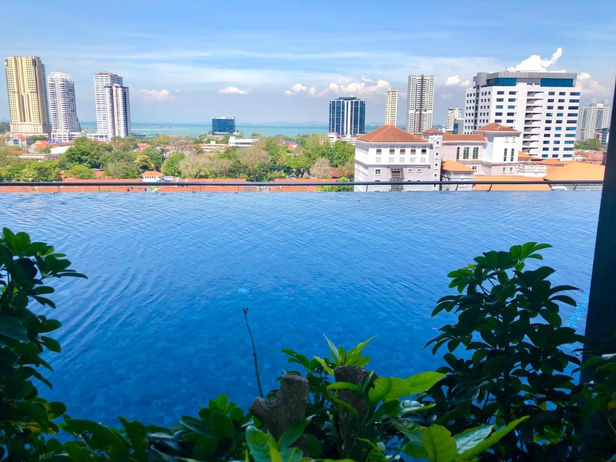 Tropicana 218 Macalister Netflix Unit By Blue Sky Holidays George Town Exteriör bild